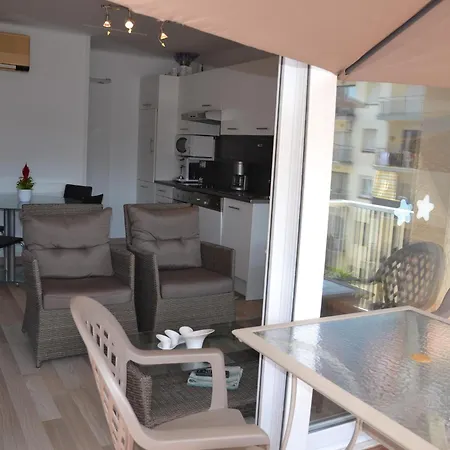 Apartment Reformado Con Estilo, Cerca De La Playa, Familias, Con Terraza Y Parking - Es-323-50 *